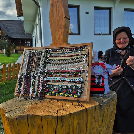 Pensiunea Maramu Breb Zewnętrze zdjęcie